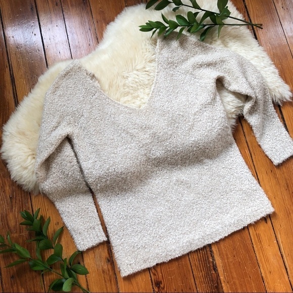 TOBI Low Cut Open V-Back Oatmeal Oversized Sweater One size - Picture 7 of 8